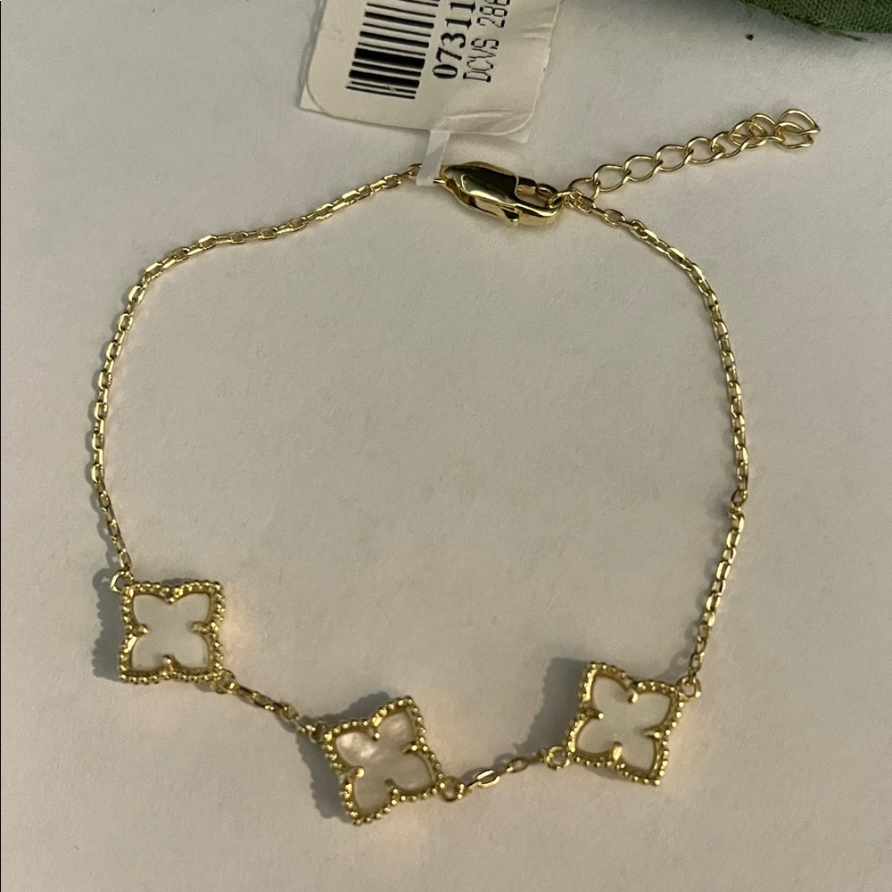Adornia 14k Gold White Mother of Pearl Flower Bracelet